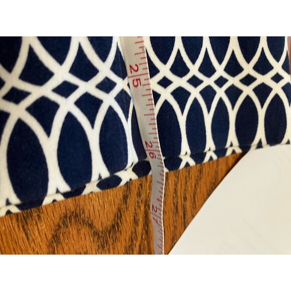 Lilly Pulitzer pants size 2 blue white geometric print cropped Luxury Capri - Picture 5 of 5